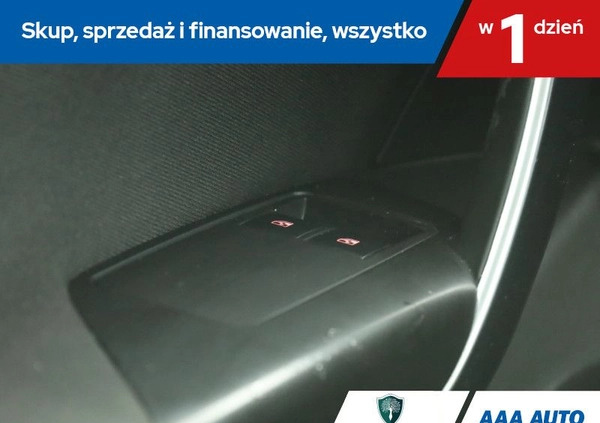 Opel Insignia cena 19000 przebieg: 307149, rok produkcji 2010 z Nowy Tomyśl małe 277